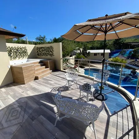Arcadia Caribbean Village